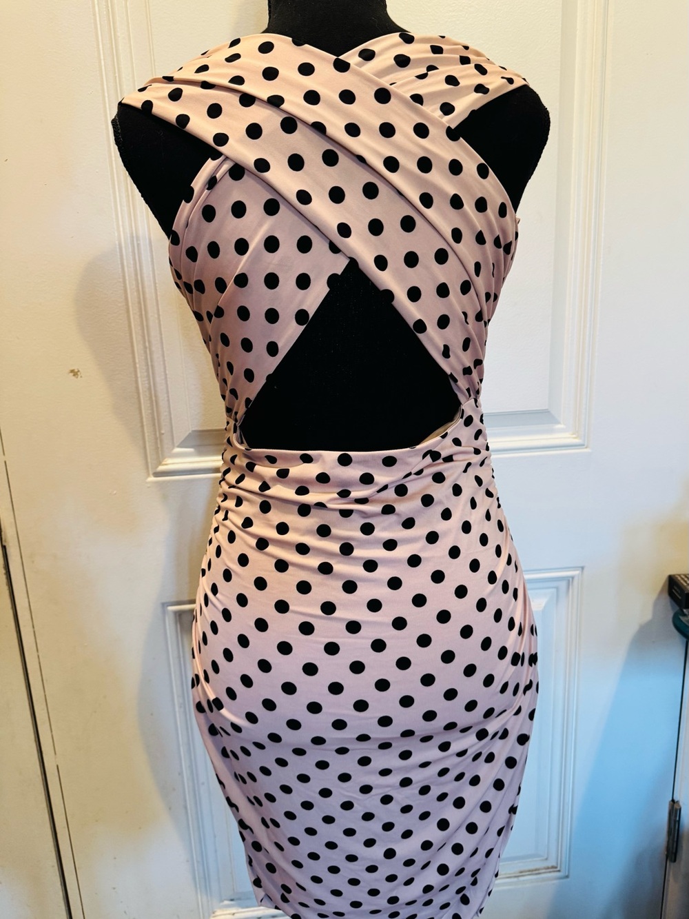 GUESS Polka Dot Cowl Neck CRISS CROSS BACK Sheath Dress - Pink/Black size M